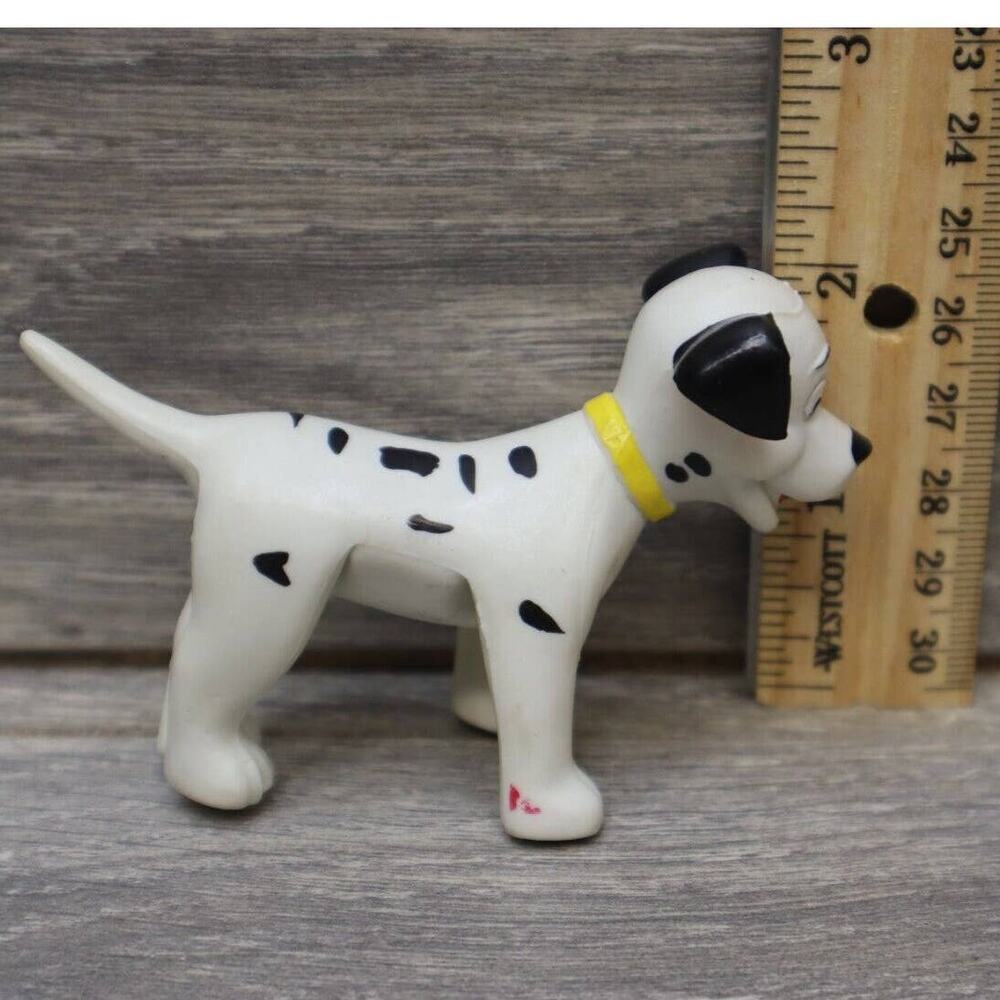 Vintage 101 Dalmatians Rubber Figurine Action Figure Toy Yellow Collar Puppy Dog